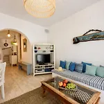 Hara's In , Paros 別荘 ナウサ