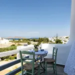 Hara's In , Paros 別荘 ナウサ