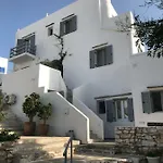 Hara's In , Paros 別荘