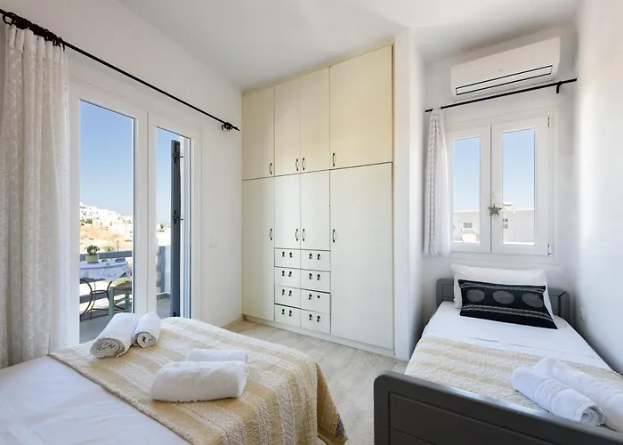 Дом отдыха Hara's In , Paros