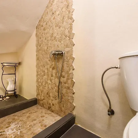 Hara's In , Paros * Naoussa