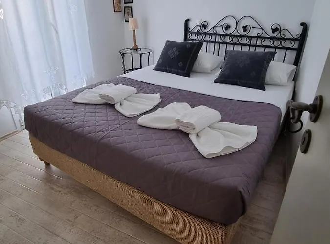 Hara's In , Paros Casa de Férias *